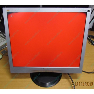 Монитор 19" ViewSonic VA903 с дефектом изображения (битые пиксели по углам) - Химки.